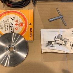 マキタ マルノコ モデル4100  M5800A他付属品付き お譲りしますの画像