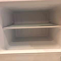 安心のシャープ　2020年製　冷蔵庫　冷凍庫　冷凍冷蔵庫　一人暮らし　128l　の画像