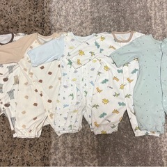 【交渉中】新生児用ベビー服　の画像