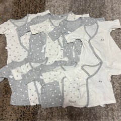 【交渉中】新生児用ベビー服　の画像