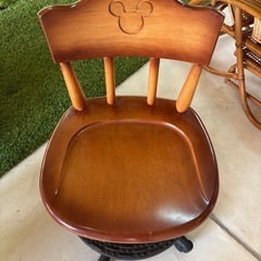 Disney mickeyビンテージ椅子の画像