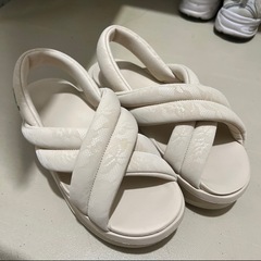 ナイキ エアマックス アイラの画像