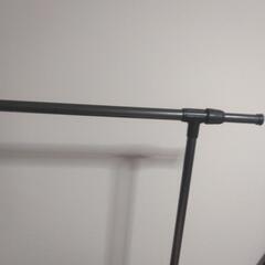 ハンガーラックの画像