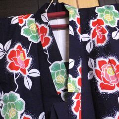 ジュニア浴衣★注染★紺地薔薇柄★size１４０の画像