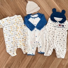 ベビー服60サイズ16点　秋・冬　ボディ肌着・ロンパースの画像