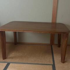 ダイニングテーブルの画像
