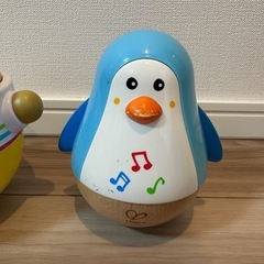 【２点セット】Hapeおきあがりペンギン＆Combiくるくるゆらリン2の画像