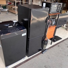 🎉2022年ブラック家電+スマートテレビ 超豪華7点セット  洗濯機・冷蔵庫・レンジ・ケトル・掃除機・炊飯器・TV 🪵【棚おまけ付き / 配達可 / 保証あり】✨この内容でこの価格は超お得！早い者勝ち！ の画像