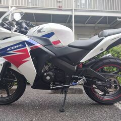 CBR125R 即膝擦り仕様　バックステップ、マフラー付きの画像