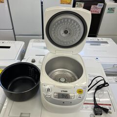 【リサイクルショップ ピカソ 小松原】🍚✨2023年製・高年式モデル‼️タイガー製 5.5合炊きマイコン炊飯ジャー【JBH-G101】★1581★の画像