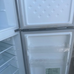 2ドア冷凍/冷蔵庫シルバーの画像