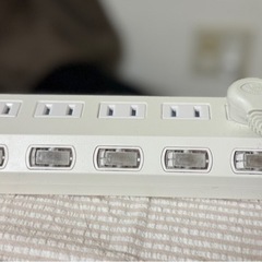 ELECOM T-K6A-2630WH 電源タップの画像