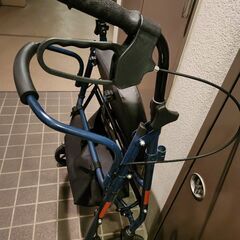 シルバーカーの画像