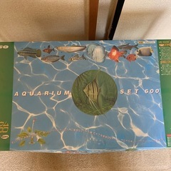 未使用の水槽　ガラスの画像