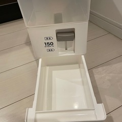 ニトリ　米びつ 12kgの画像