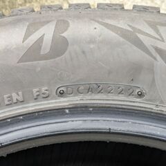 工賃込み　深溝２０２２年製ブリヂストン冬タイヤ２２５／６５Ｒ１７　４本セットの画像
