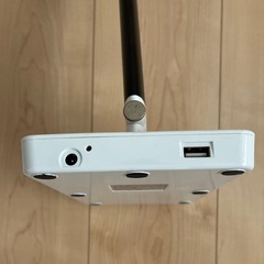 調光機能付きホワイトデスクライトの画像