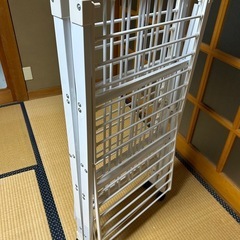 新品　折りたたみ物干しの画像