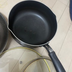 フライパン、片手鍋、蓋×2の画像
