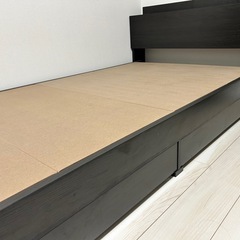 ニトリベッドフレームの画像