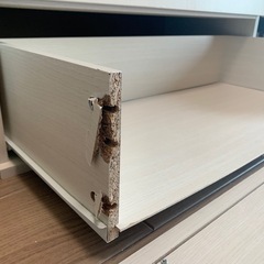 ニトリ　チェスト（1番下の引き出し故障）の画像