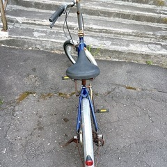 折りたたみ自転車の画像