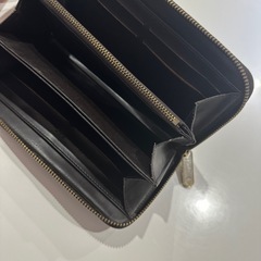 【中古】LOUIS VUITTON ヴェルニ ラウンドファスナー ジッピーウォレット  パープルの画像