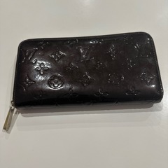 【中古】LOUIS VUITTON ヴェルニ ラウンドファスナー ジッピーウォレット  パープルの画像