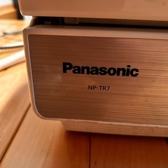 Panasonic 食器洗い乾燥機 ホワイト NP-TR7-Wの画像