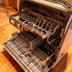 Panasonic 食器洗い乾燥機 ホワイト NP-TR7-Wの画像