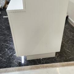 受付用カウンターの画像