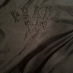 並行輸入品 PRADA リバーシブルの画像