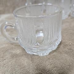 昭和レトロ　ガラス製のカップ皿付きの画像