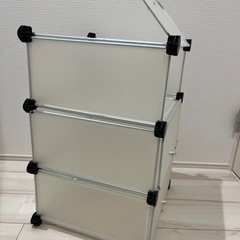 組み立て式収納ボックスの画像