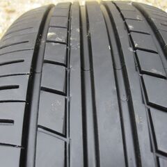 夏タイヤ 215/55R16 ヨコハマ ES31の画像