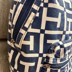 TOMMY HILFIGER トミーヒルフィガー 総柄リュックサックの画像