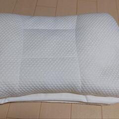 ニトリ　高さが変えられるまくら