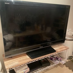 TOSHIBAテレビ テレビ台の画像