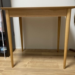 ダイニングテーブルです。の画像