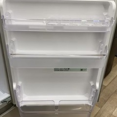 冷蔵庫【配達無料お届け設置出来ます💫都内近郊🚚】✨信頼の日立製✨2022年新品購入✨265ℓ大容量💫❄️極美品✨除菌クリーニング済品✨他にも冷蔵庫.洗濯機.電子レンジ.オーブン電子レンジ.炊飯器.テーブル&椅子.机&チェアー.ベット&マットレス.ドレッサーなど多種多様な美品が有ります✨お気軽にお問い合わせ下さい💫の画像