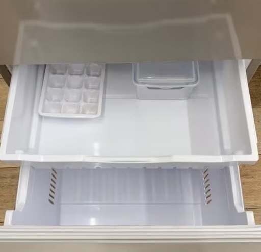 冷蔵庫(配達無料お届け設置出来ます?都内近郊?】✨信頼のSHARP製✨左右