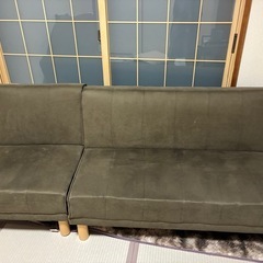 ソファーベッドの画像