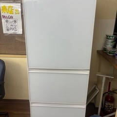 TOSHIBA製3ドア冷凍冷蔵庫の画像