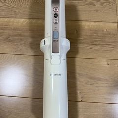 アイリスオーヤマ　コードレス掃除機　極細軽量スティッククリーナー　IC-SLDC11
の画像