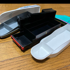 新幹線　お弁当箱の画像