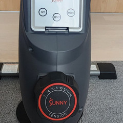 Sunny Health & Fitness (サニーヘルス&フィットネス) マルチファンクションプレミアムマグネティックローリングマシン グレー バイセップカール アッパーロウ シーテッドロウ 折りたたみ可能なスライドレール デジタルモニター フルボディワークアウト用の家庭用機器 SF-RW5941の画像