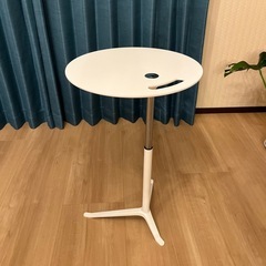 Fritz Hansen リトルフレンド　サイドテーブルの画像