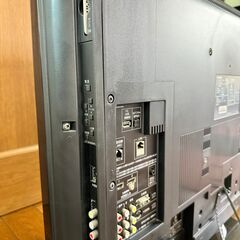 10. 【中古】TOSHIBA 液晶カラーテレビ 32型 32H9000 製造年不明 B-CASカード付属 リモコン付属（電池蓋欠品）の画像