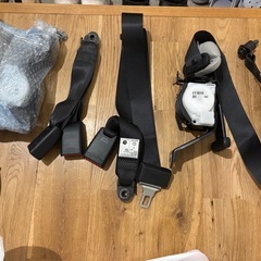 ハイエースシートベルト新品未使用の画像