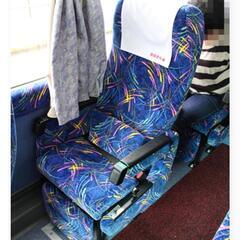 急 募 大型観光バスの座席の画像